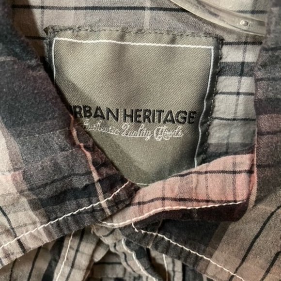 Mens Dark & Light Grey Plaid Long Sleeve Casual URBAN HERITAGE M Shirt EUC - Picture 4 of 5